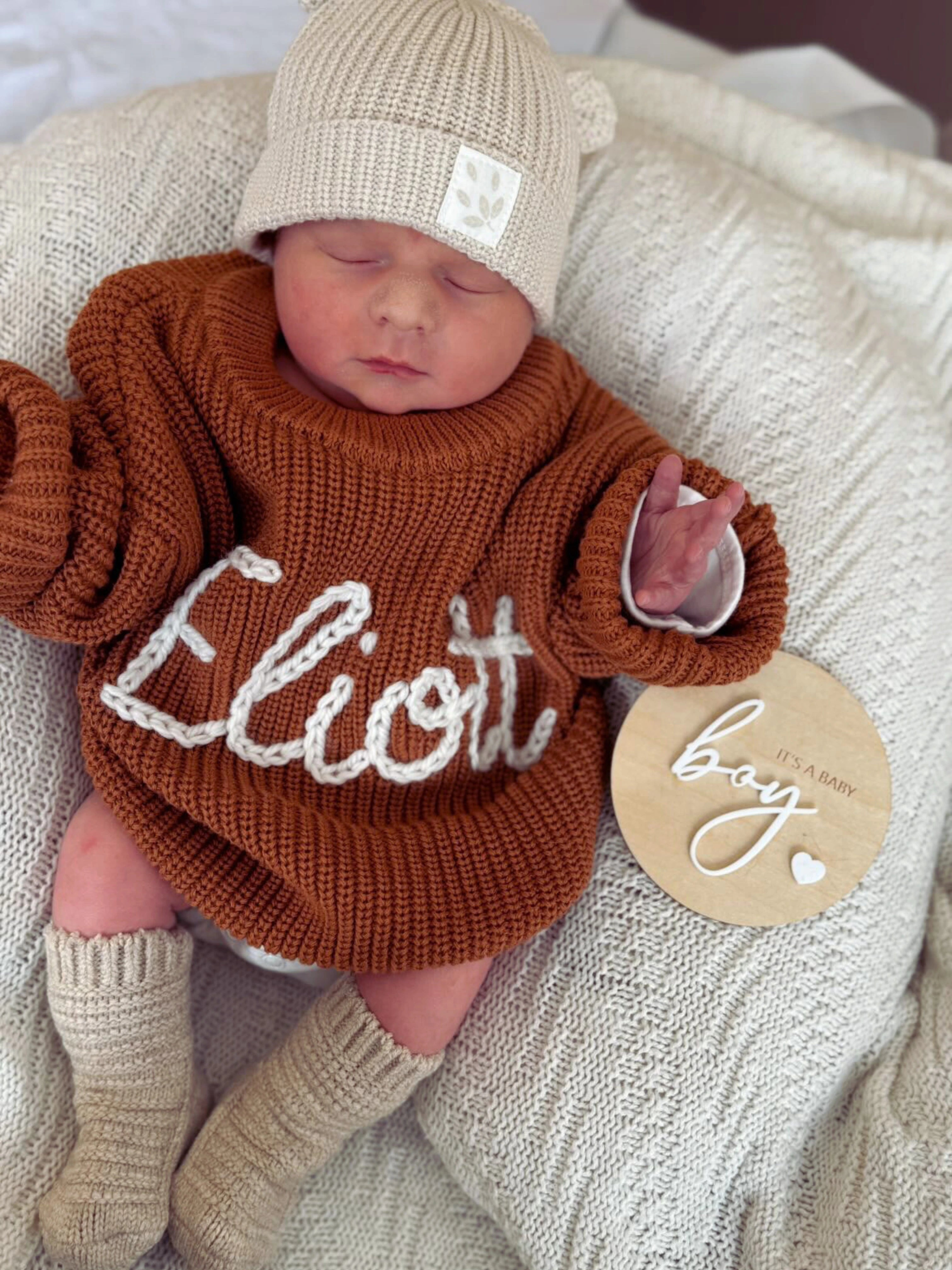 Pull bébé brodé, tricoté main, 100% coton