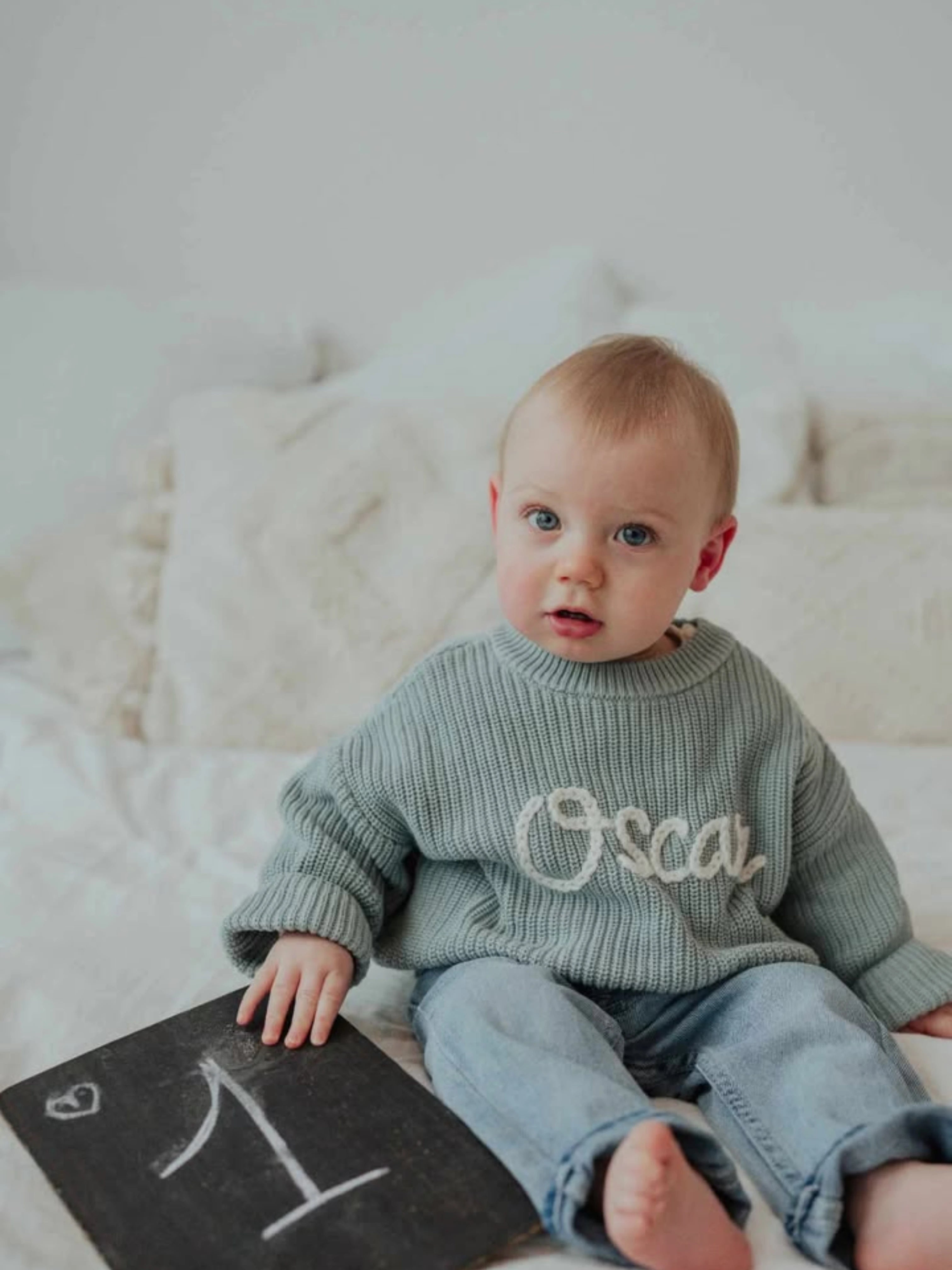 Pull bébé brodé, tricoté main, 100% coton