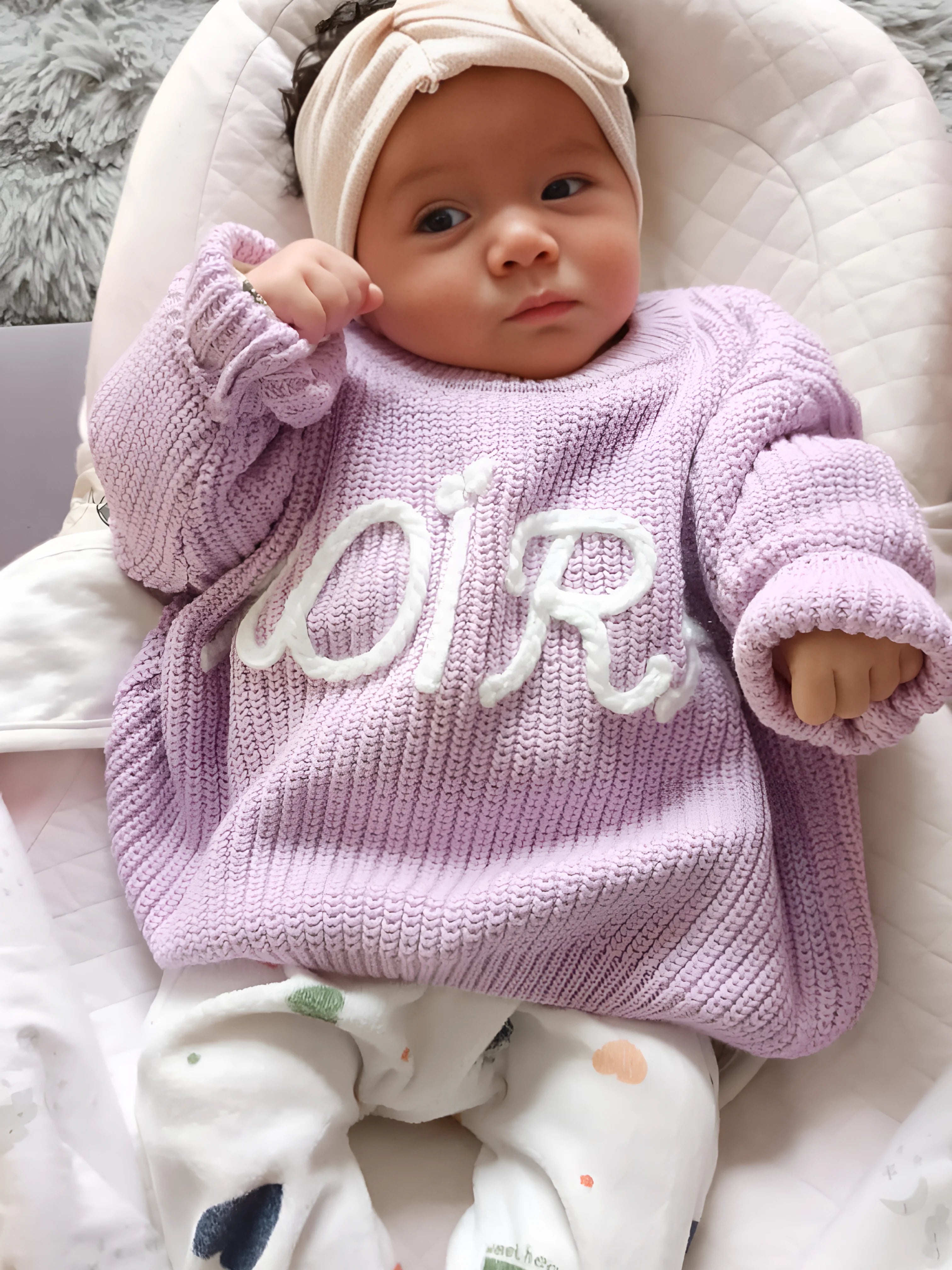 Pull bébé brodé, tricoté main, 100% coton